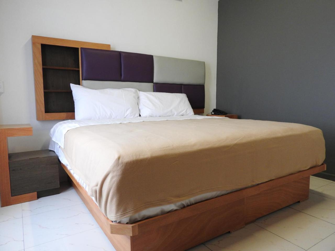 Alhaja Hotel
